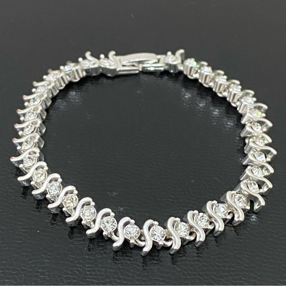 Unsigned Silver-tone CZ 7.5” Tennis Bracelet 19.6g - Picture 10 of 14